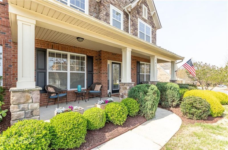 Property image 2 at 107 Delaney Lane, Mooresville, NC 28115