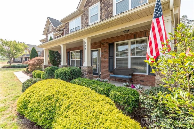 Property image 4 at 107 Delaney Lane, Mooresville, NC 28115