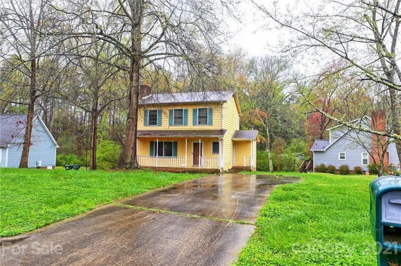 Property image 2 at 730 Bermuda Avenue, Gastonia, NC 28054