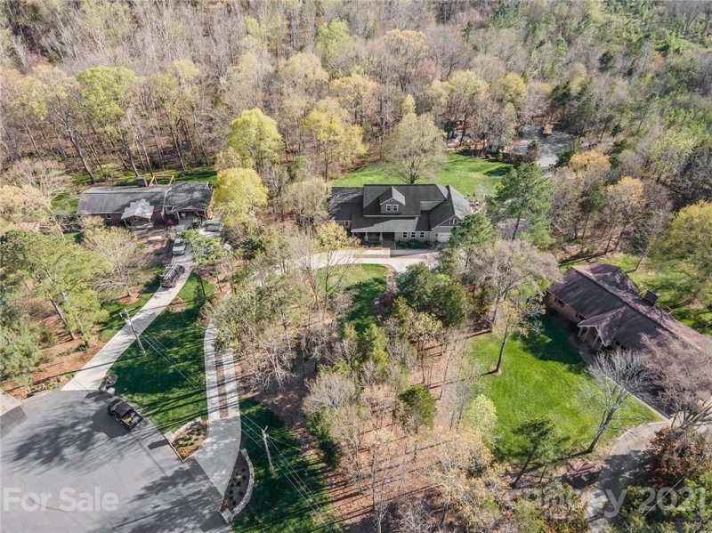 Property image 4 at 5611 Mountaineer Lane, Concord, NC 28025