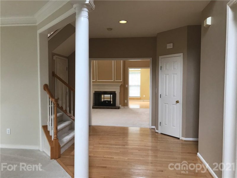 Property image 5 at 15544 Donnington Drive, Charlotte, NC 28277