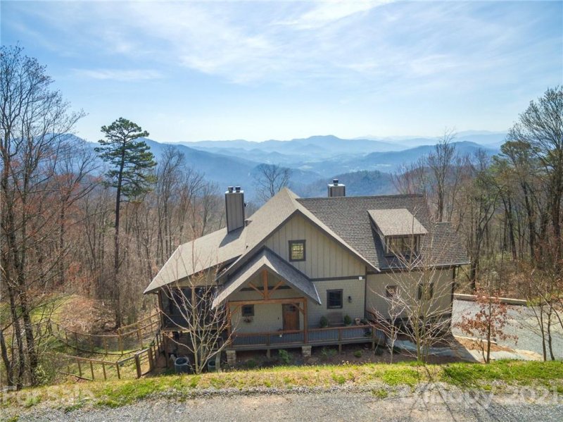 Property image 5 at 2125 Saranac Lane, Waynesville, NC 28785