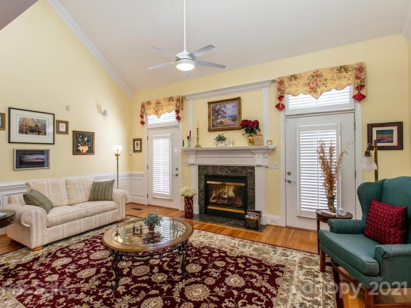 Property image 3 at 12 Sweet Gum Drive, Asheville, NC 28805