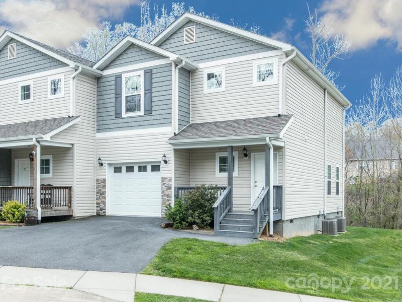 Property image 3 at 72 Kirby Road, Asheville, NC 28806