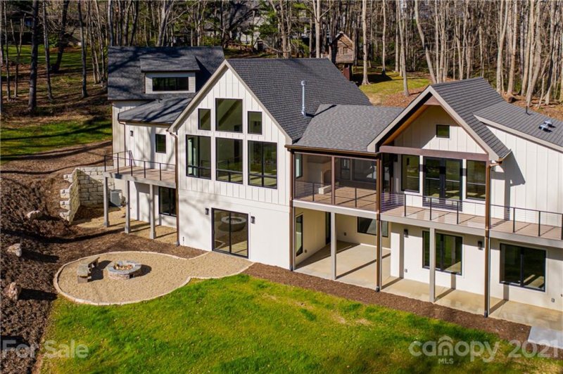 Property image 2 at 165 Robinhood Road, Asheville, NC 28804