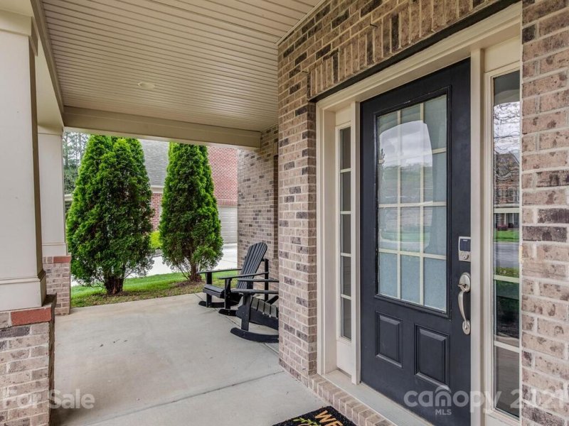 Property image 3 at 18418 Lilliesleaf Glenn Lane, Charlotte, NC 28277