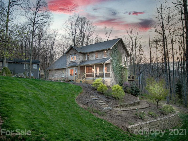 113 Stonecrest Drive