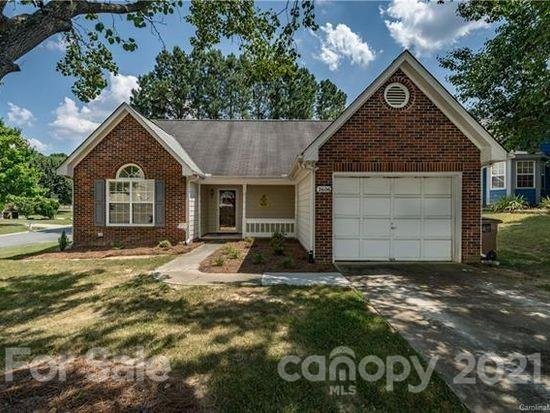 2606 Fence Post Lane