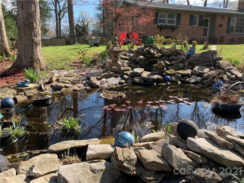 Property image 2 at 3109 Cardinal Lane, Hendersonville, NC 28792