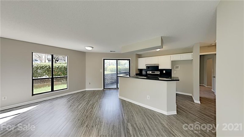 Property image 5 at 8181 Cedar Glen Drive, Charlotte, NC 28212