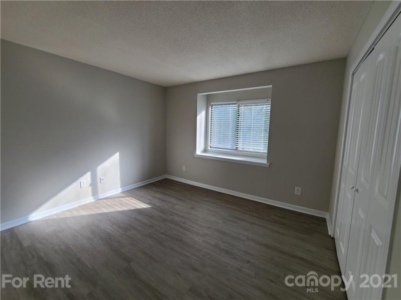 Property image 4 at 3021 Heathstead Place, Charlotte, NC 28210