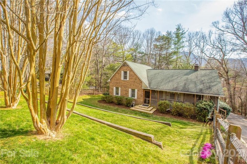 Property image 3 at 233 Woodland Court, Black Mountain, NC 28711