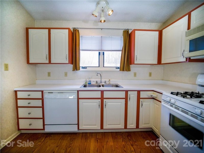 Property image 3 at 1204 Wellington Hills Circle, Salisbury, NC 28147