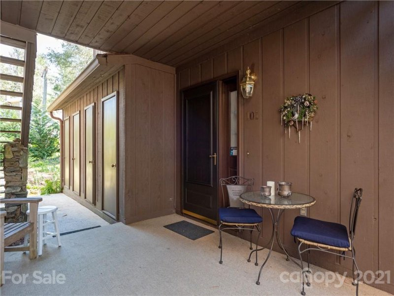 Property image 3 at 50 Maxine Lane, Hendersonville, NC 28739