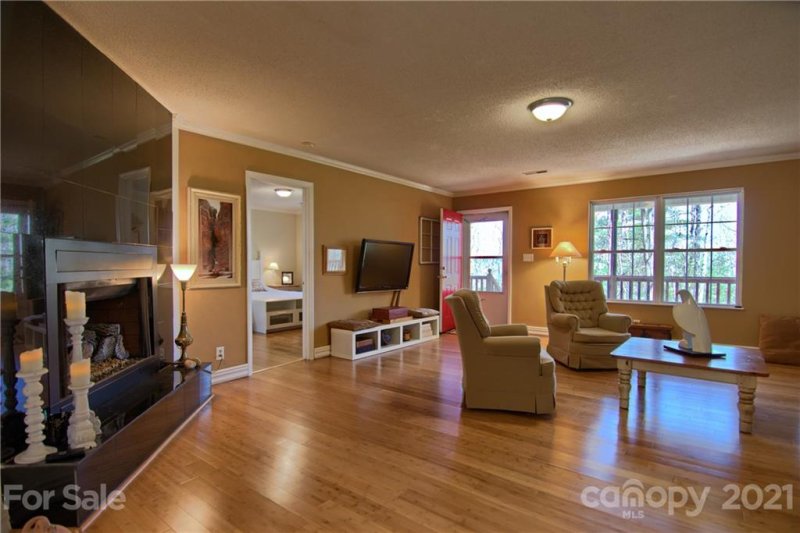 Property image 4 at 75 Bear Rock Loop Road, Hendersonville, NC 28739