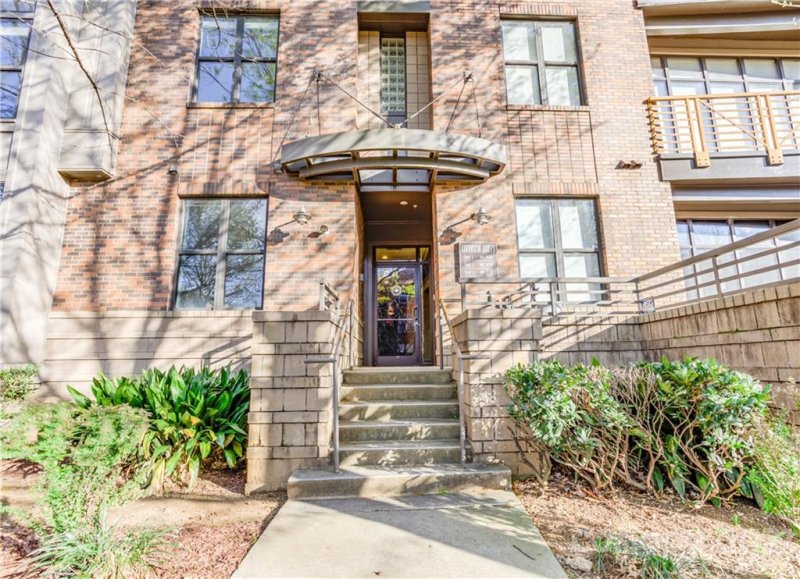 Property image 2 at 742 N Davidson Street, Charlotte, NC 28202