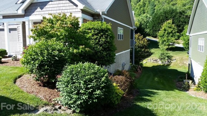 Property image 2 at 47 Coldwater Lane, Hendersonville, NC 28739