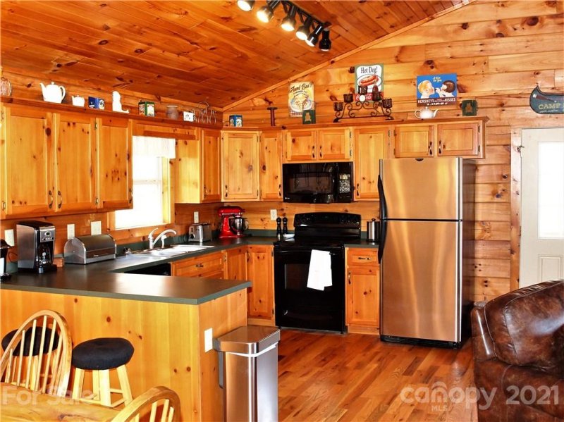 Property image 4 at 3 Multiflora Way, Waynesville, NC 28785