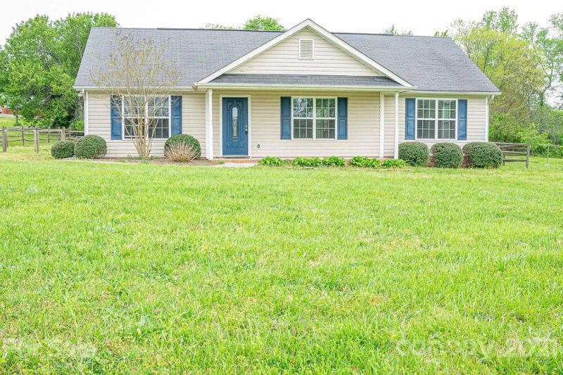 Property image 2 at 5311 Willow Run Drive, Monroe, NC 28110