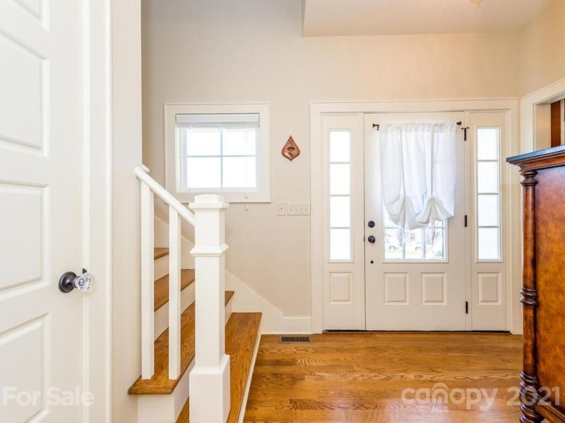 Property image 4 at 27 Farm Pond Lane, Candler, NC 28715