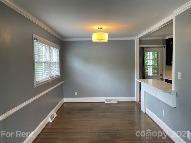 Property image 4 at 2221 Amesbury Avenue, Charlotte, NC 28205