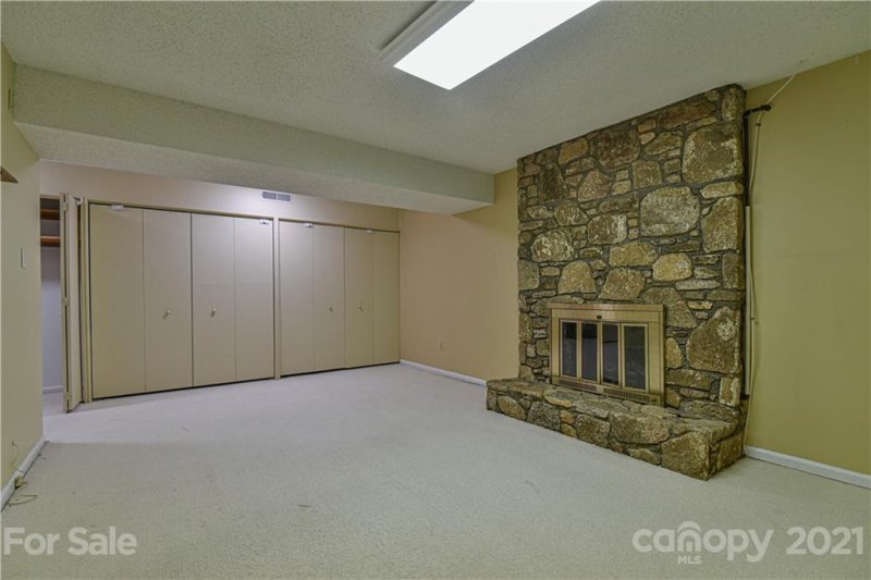 Property image 3 at 16 Chipping Green Drive, Arden, NC 28704