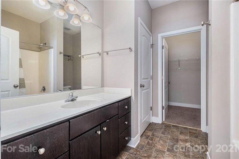 Property image 4 at 1032 Skyline View Way, Charlotte, NC 28204