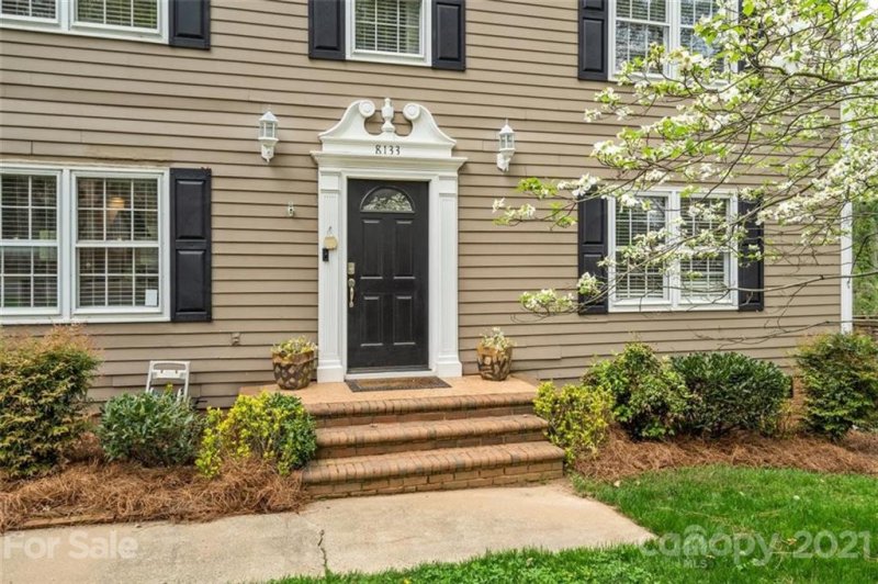 Property image 2 at 8133 Cliffside Drive, Charlotte, NC 28270