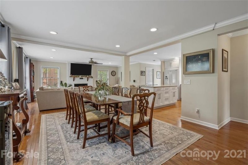 Property image 5 at 8133 Cliffside Drive, Charlotte, NC 28270