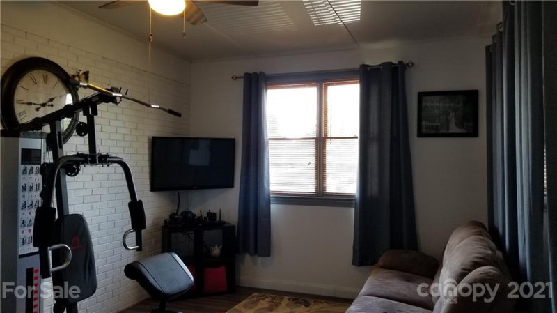 Property image 4 at 200 Donna Avenue, Gastonia, NC 28052