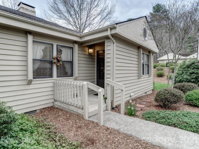 Property image 3 at 3503 Saint Augustine Place, Asheville, NC 28805