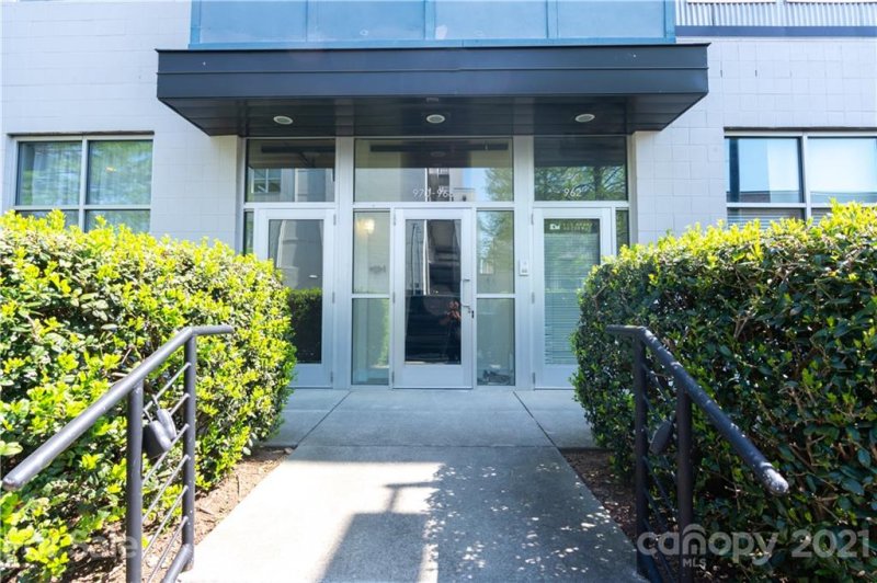 Property image 2 at 970 Hill Street, Charlotte, NC 28208