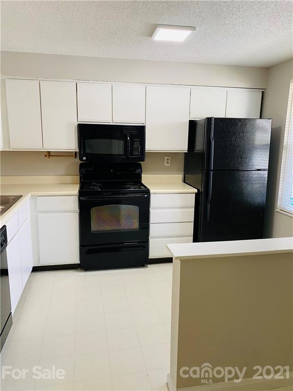 Property image 3 at 9624 Vinca Circle, Charlotte, NC 28213