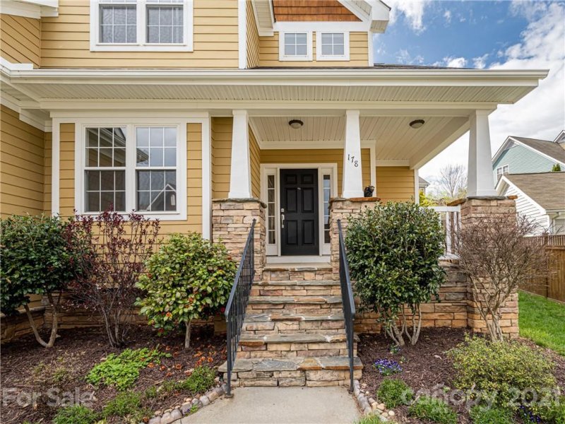 Property image 2 at 178 Carolina Bluebird Loop, Arden, NC 28704