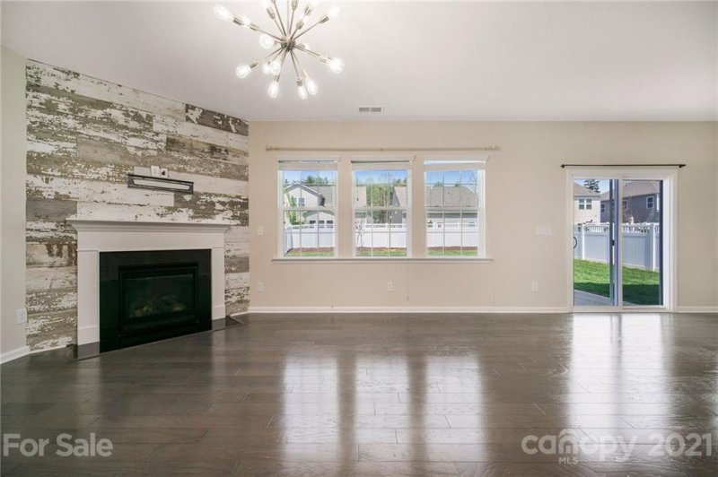 Property image 5 at 173 Paradise Hills Circle, Mooresville, NC 28115