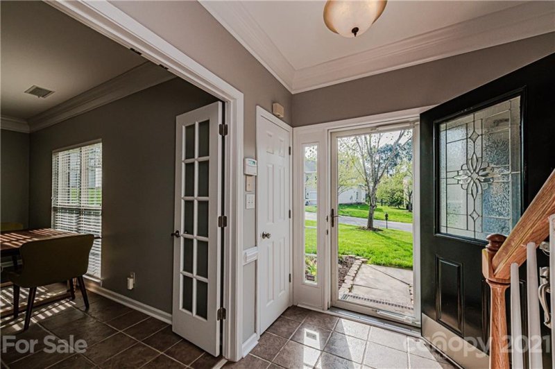 Property image 4 at 9423 Willow Tree Lane, Charlotte, NC 28277