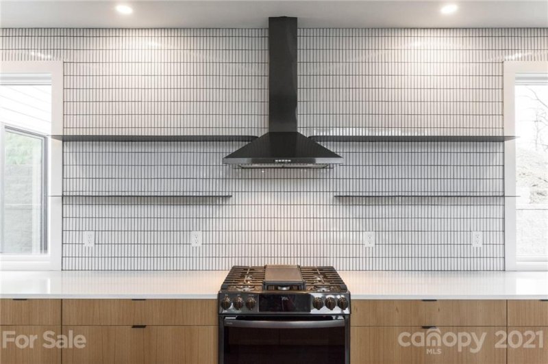 Property image 5 at 84 Malvern Walk, Asheville, NC 28806