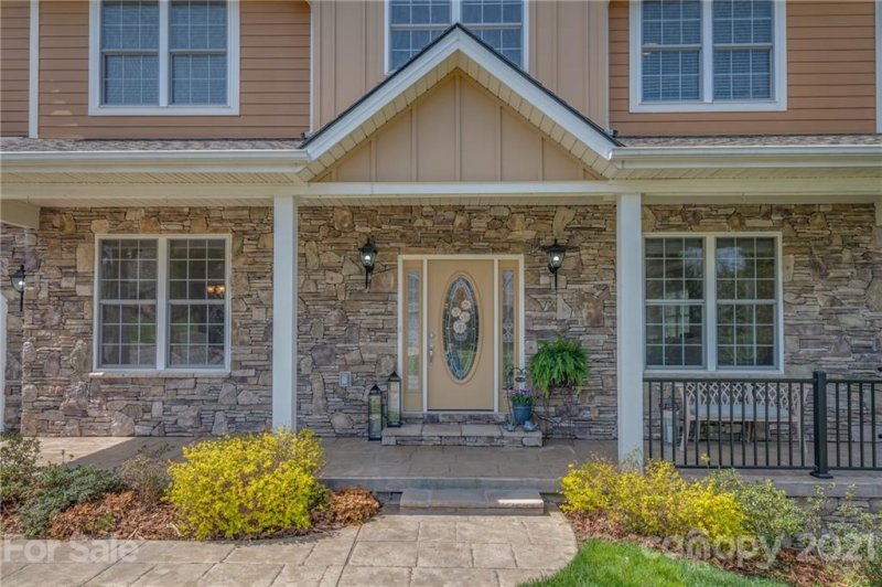 Property image 4 at 21 Ledgestone Drive, Fairview, NC 28730