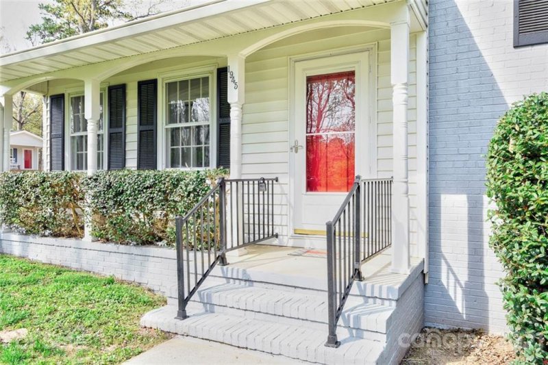 Property image 2 at 1945 Elmwood Drive, Gastonia, NC 28054