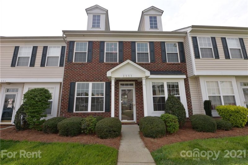 7553 Bluff Point Lane