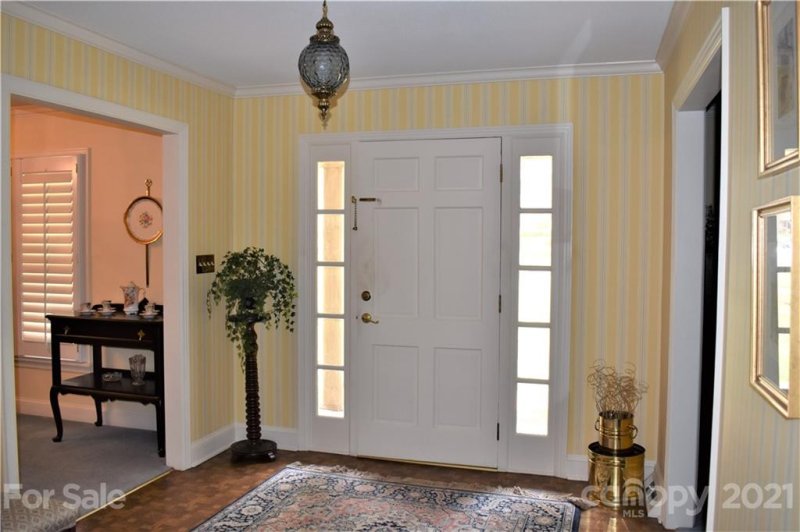 Property image 3 at 314 Linn Circle, Salisbury, NC 28144