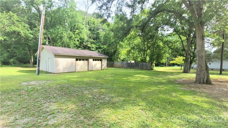 Property image 2 at 4492 Pebblebrook Circle, Concord, NC 28027