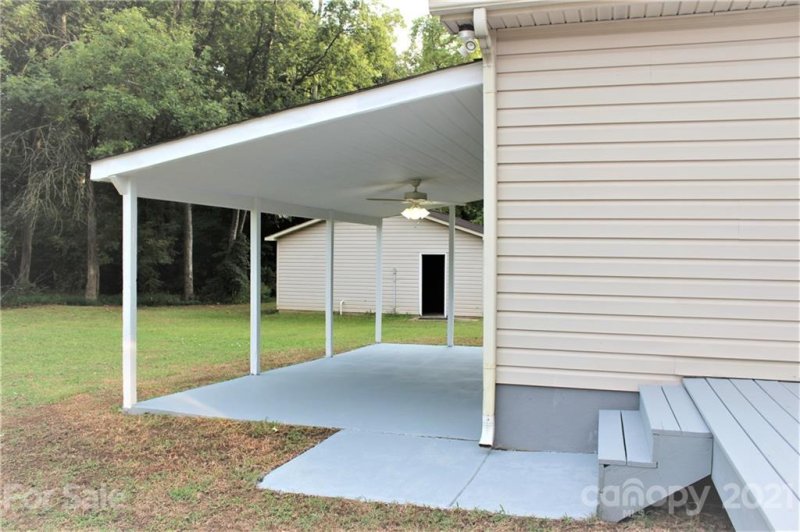 Property image 5 at 4492 Pebblebrook Circle, Concord, NC 28027