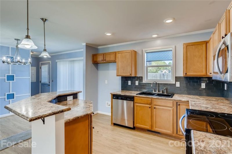 Property image 4 at 999 Stones Throw Drive, Concord, NC 28025