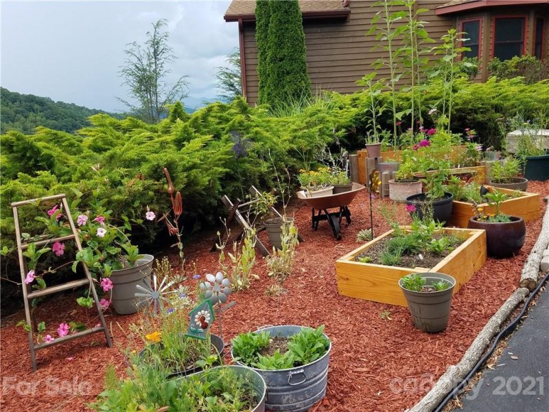 Property image 4 at 384 Serenity Mountain Lane, Mars Hill, NC 28754