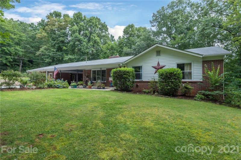 Property image 3 at 106 Allen Mountain Drive, Black Mountain, NC 28711