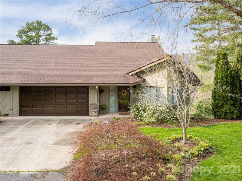 Property image 2 at 1902 Timber Trail, Asheville, NC 28804