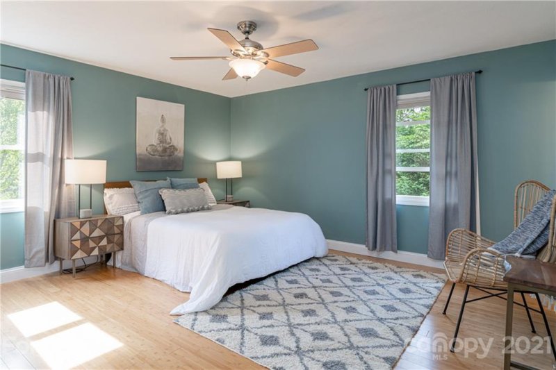 Property image 5 at 36 Brookcliff Drive, Asheville, NC 28804