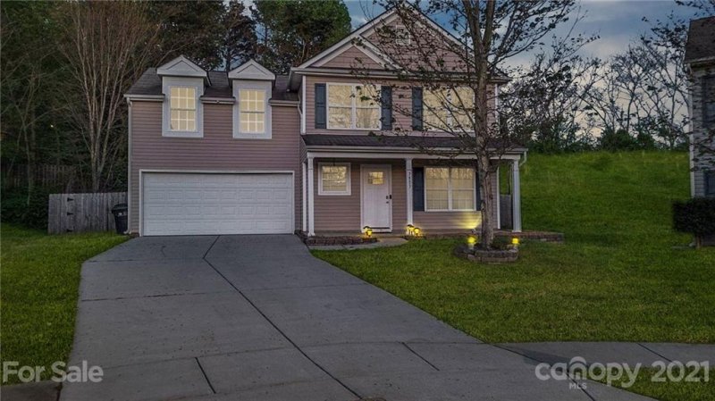 7803 Rabbits Foot Lane