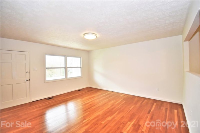 Property image 2 at 27 Fieldcrest Road, Arden, NC 28704